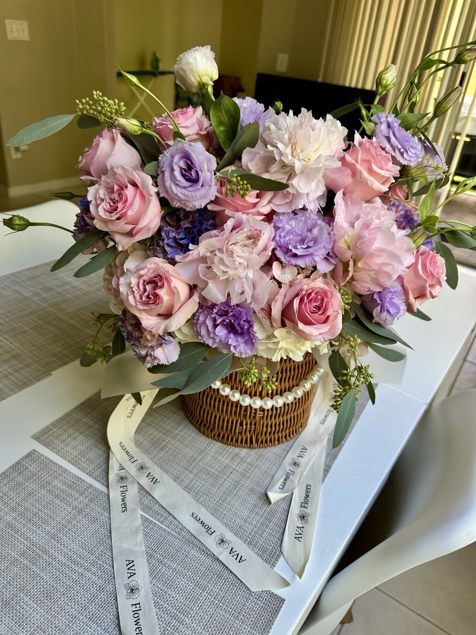Flower arrangement "Ksenia Basket"